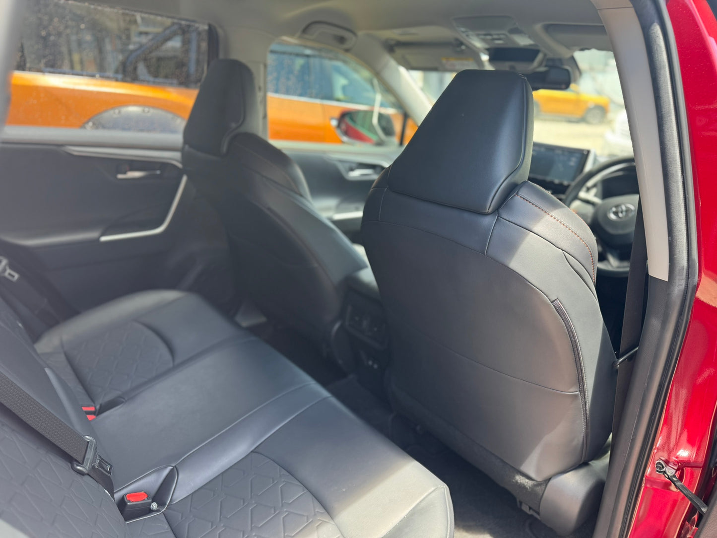 TOYOTA RAV 4 RED 4x4