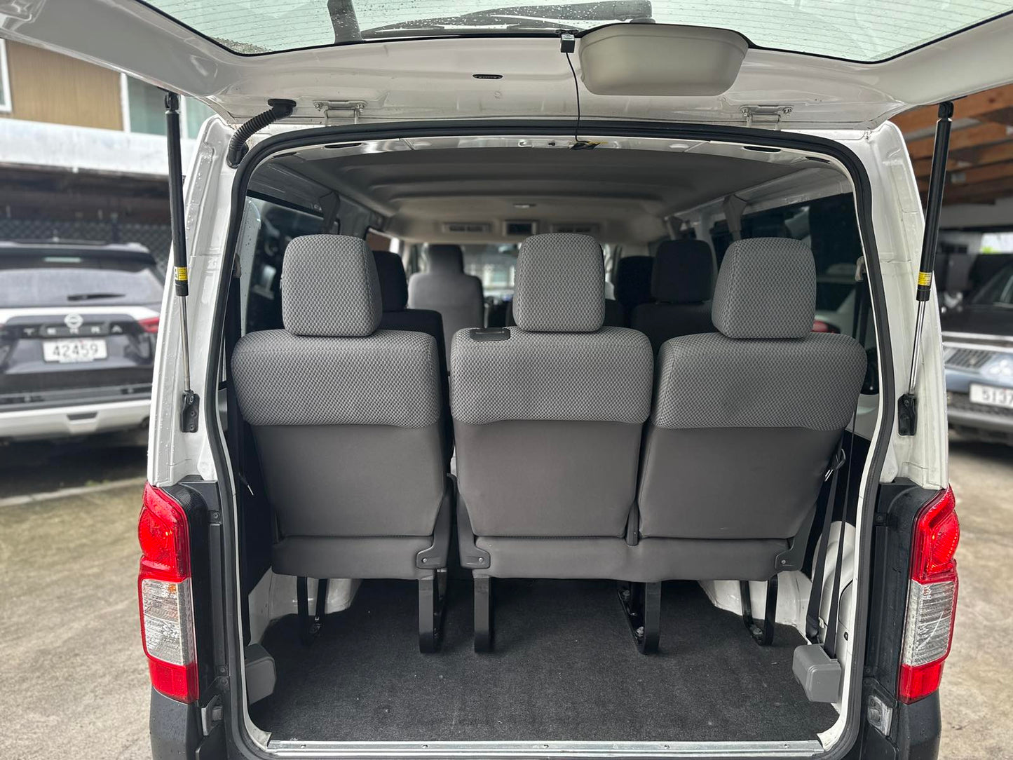 Nissan Caravan 10 Seater Automatic
