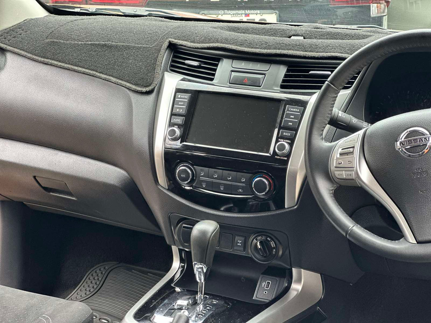 Nissan Nevara 4x4 Truck Gold