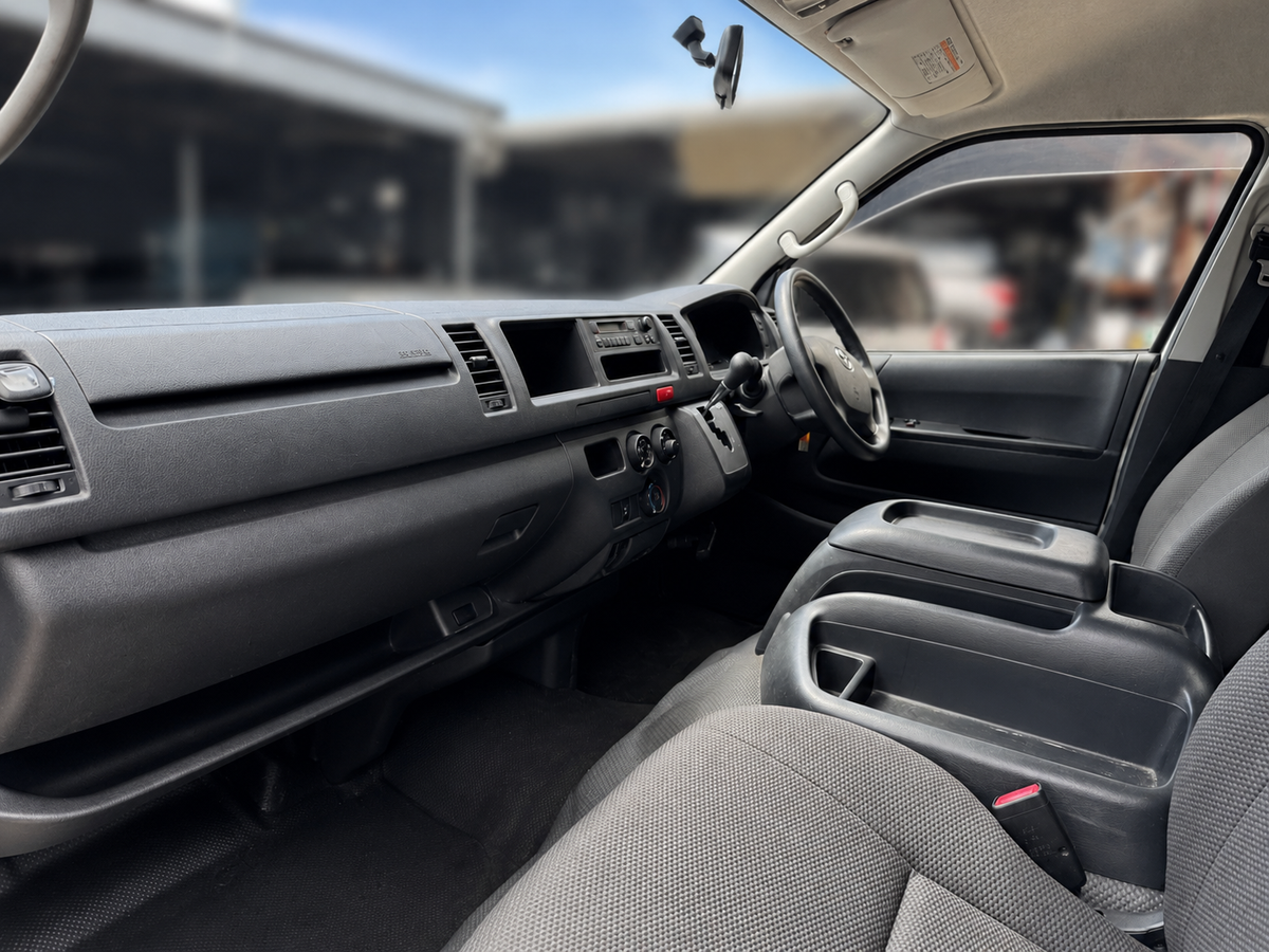 Toyota H-Ace Van 10 seater